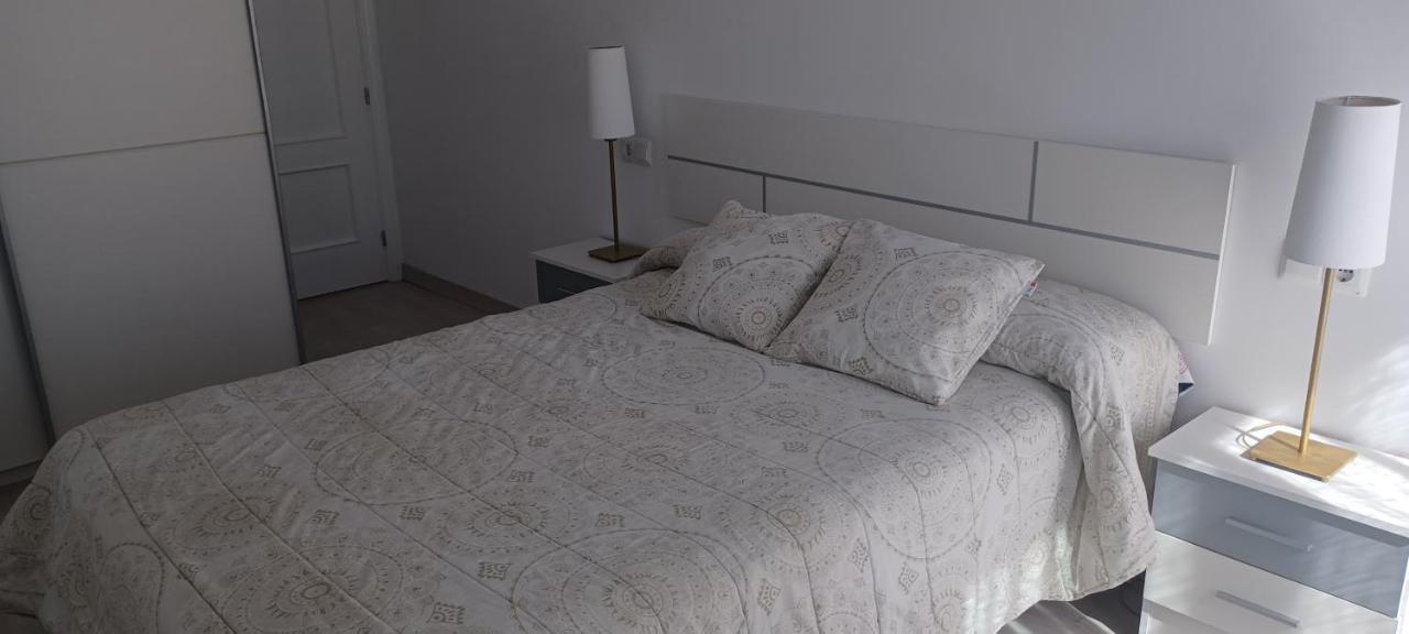 Апартаменти Apartamento Rosales Los Gallardos Екстер'єр фото